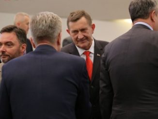Leutar.net Bojkotujemo, ali ću potpisati nalog za isplatu plata