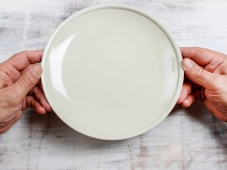 Leutar.net ŽIVOT ČETVEROČLANE PORODICE U BIH: Ovo su troškovi za "preživljavanje" mjeseca