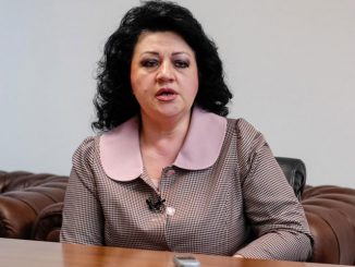 Leutar.net Direktorica Mica plaćala vozača da broji i razvrstava promotivni materijal