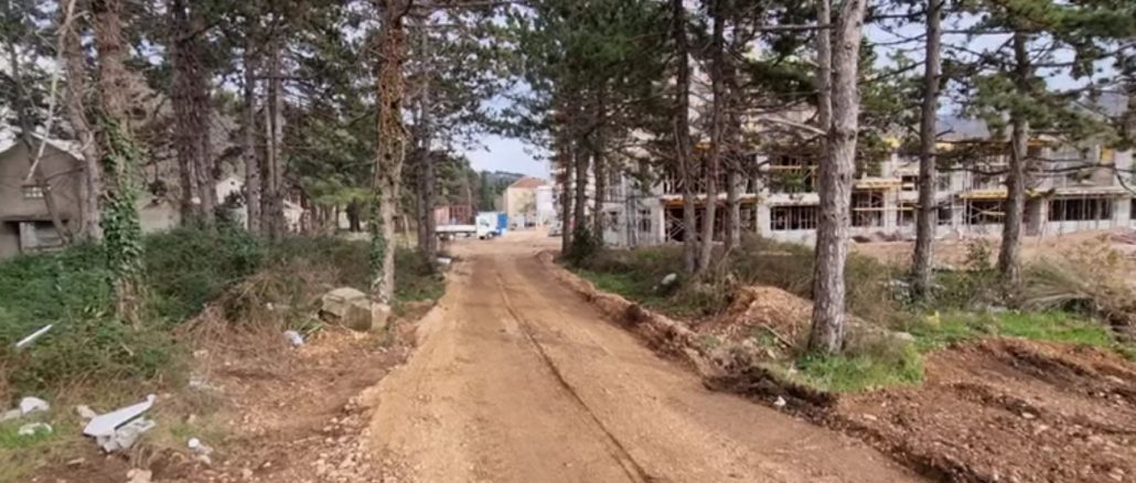 Leutar.net Verzija 2: Kukavče, ruše nam borove. Zvaće valjda neko Vukana!