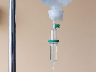 Leutar.net Lažni pacijent platio da ga sanitetom prevezu u Austriju?