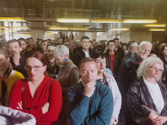 Leutar.net Protest radnika BHRT-a: Je li vas stid što propada Javni servis BiH?