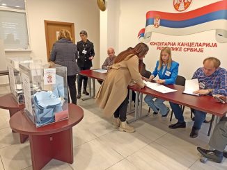 Leutar.net Veliko interesovanje Trebinjaca da biraju predsjednika Srbije
