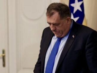 Leutar.net Dodik “dodatno razumio” ulogu EUFOR-a, tražit će da ostanu u BiH