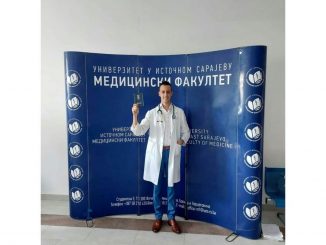 Leutar.net Bilećanin Savo Milojević - najmlađi doktor medicinskih nauka u RS