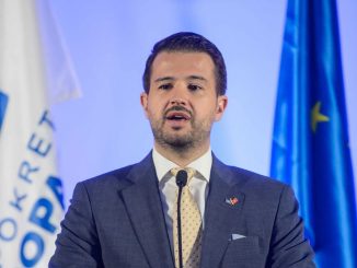 Leutar.net Ko je čovjek koji je "pomeo" Đukanovića