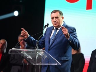 Leutar.net Dodik o protestu opozicije: Šetnje po gradu neće biti, mogu da se okupe u parku! Izbori su bili fer i pošteni