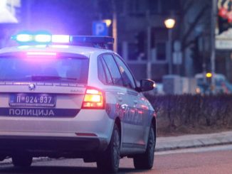 Leutar.net Dvoje mrtvih u pucnjavi u Mladenovcu, potraga za napadačem
