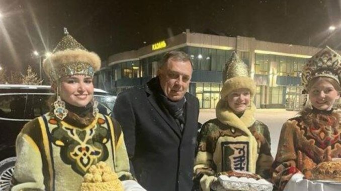 Leutar.net Dodik u Kazanju čeka da se sastane sa Putinom