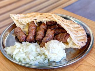 Leutar.net U SARAJEVU 10 ĆEVAPA KOŠTA 12 KM: EVO KOLIKO SU KOŠTALI I KAKO JE CIJENA RASLA POSLJEDNJIH 5 GODINA