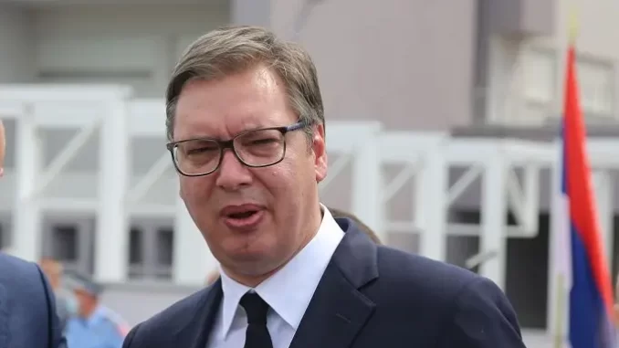 Leutar.net Vučić o skupu u Sava Centru: Veštačkom inteligencijom dodavali „krezube“