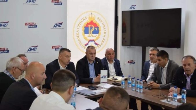 Leutar.net "Opozicija iz Srpske sudi Nešiću prije suda i optužnice"