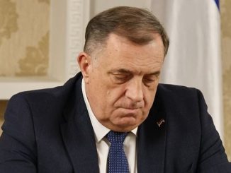 Leutar.net Dodik se krije od poštara: Neće da primi odluku o prestanku mandata!