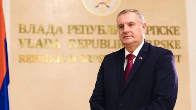 radovan-viskovic-foto-facebook-vlada-rs-1200x800