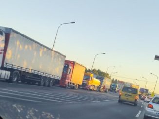 Leutar.net Hitno prekinuti blokade, velika šteta se nanosi!