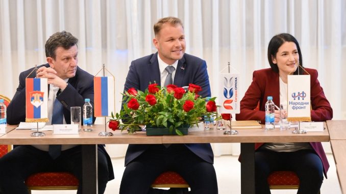 Leutar.net Da li SDS prepušta kandidaturu Stanivukoviću?!