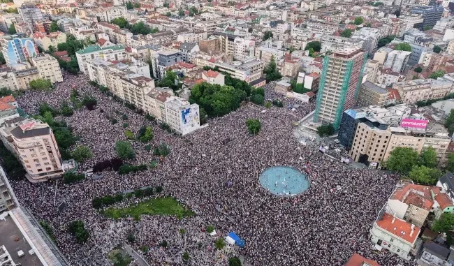 Leutar.net Na studentskom protestu bilo između 180.000 i 190.000 ljudi