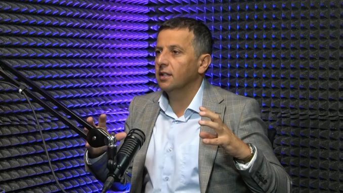 Leutar.net Politički potres u NSRS: Vukanović otkrio detalje – Stevandić krenuo na Đokića, Dodik sljedeća meta!?