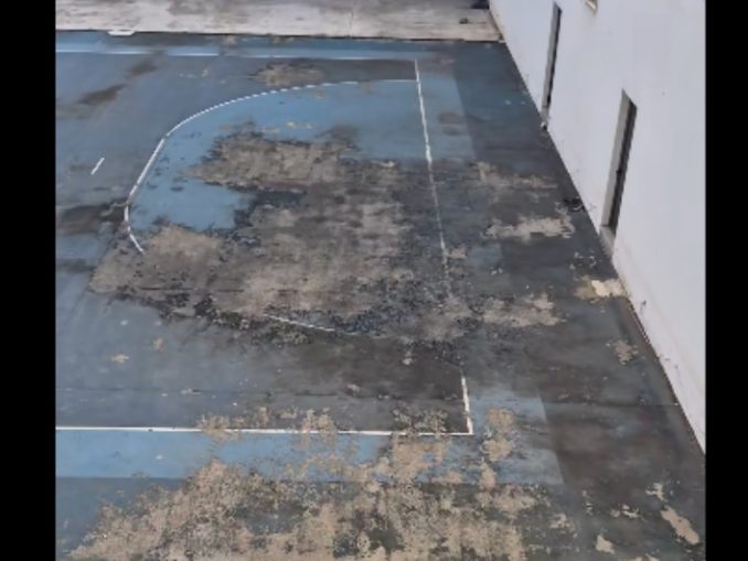 Leutar.net Pogledajte kako izgledaju tereni SRPSKA OPEN - sve se raspada!
